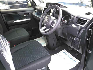 TOYOTA ROOMY 2024