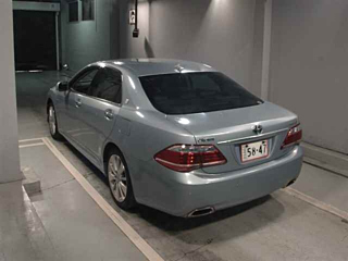 TOYOTA CROWN 2010