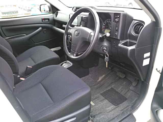 TOYOTA SUCCEED 2020