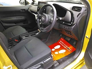 TOYOTA AQUA 2021