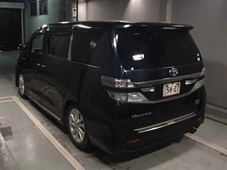 TOYOTA VELLFIRE 2013