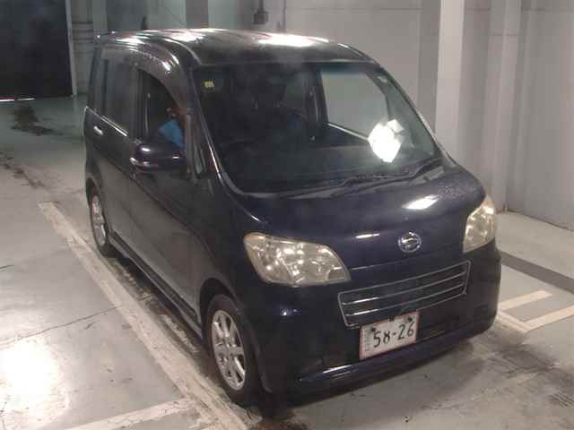 DAIHATSU TANTO EXE 2010