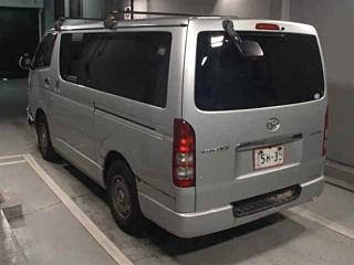 TOYOTA HIACE VAN 2008