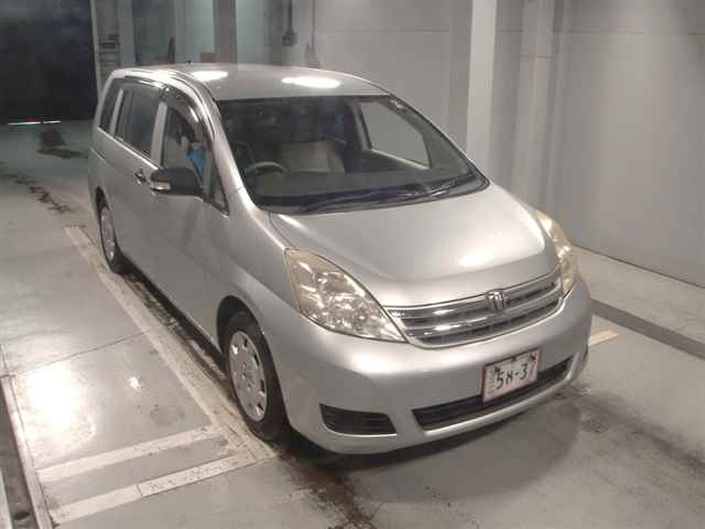 TOYOTA ISIS 2010