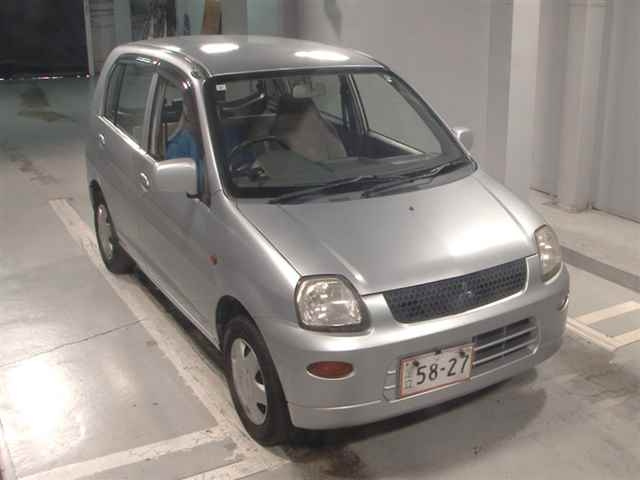 MITSUBISHI MINICA 2010