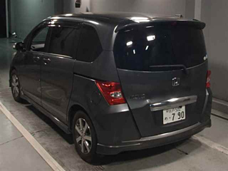 HONDA FREED 2011