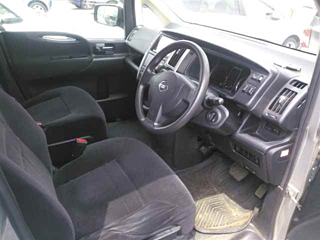 NISSAN SERENA 2010