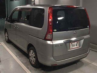 NISSAN SERENA 2010