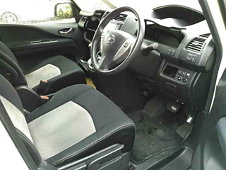 NISSAN SERENA 2013