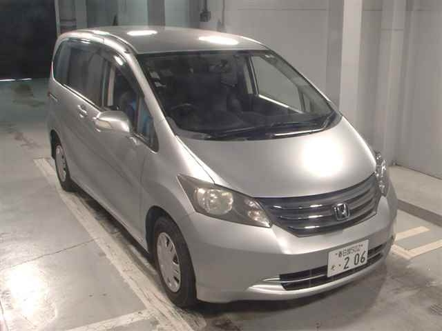 HONDA FREED 2008