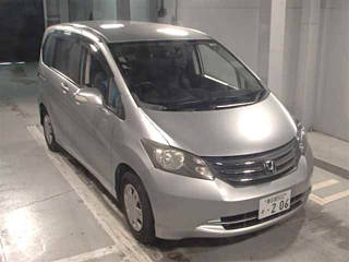 HONDA FREED 2008