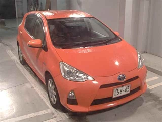 TOYOTA AQUA 2012