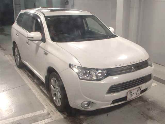 MITSUBISHI OUTLANDER PHEV 2014