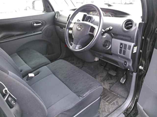 DAIHATSU TANTO 2010