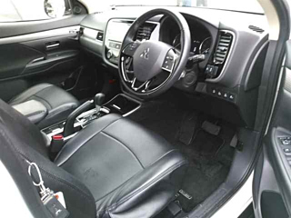 MITSUBISHI OUTLANDER 2018