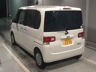 DAIHATSU TANTO 2010