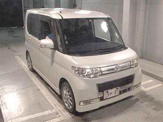 DAIHATSU TANTO 2008