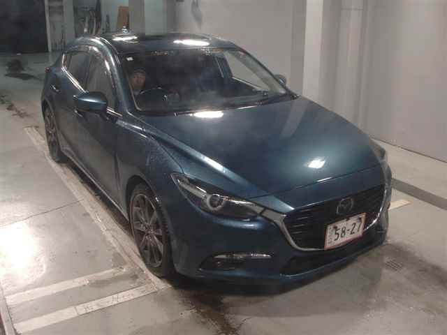 MAZDA AXELA 2018