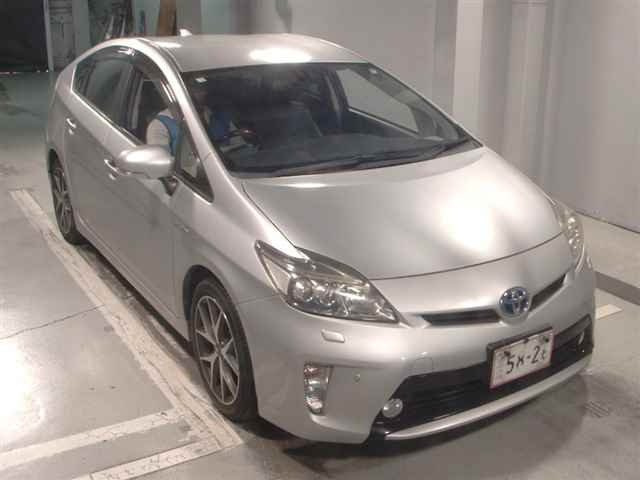 TOYOTA PRIUS 2014