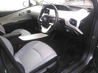 TOYOTA PRIUS 2016