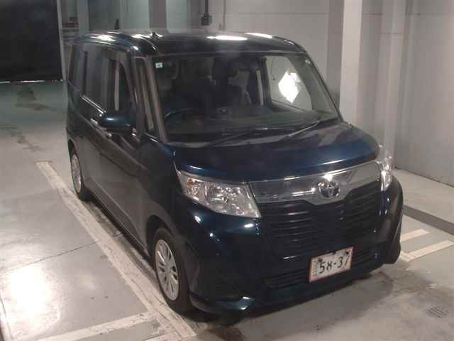 TOYOTA ROOMY 2019