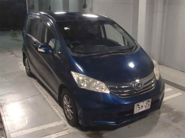 HONDA FREED 2012
