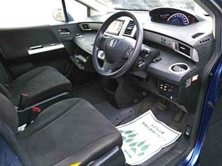 HONDA FREED 2012