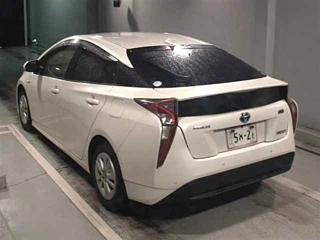 TOYOTA PRIUS 2018