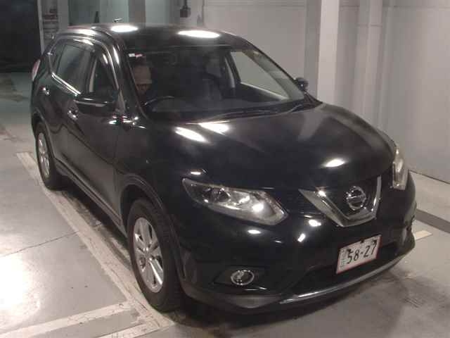 NISSAN X-TRAIL 2015