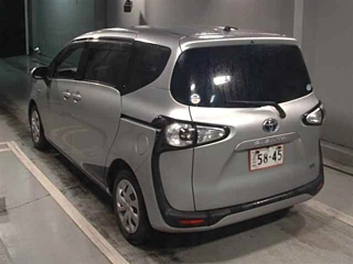 TOYOTA SIENTA 2016