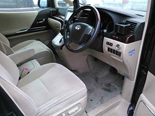 TOYOTA VELLFIRE 2009