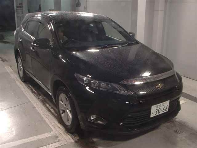 TOYOTA HARRIER 2017