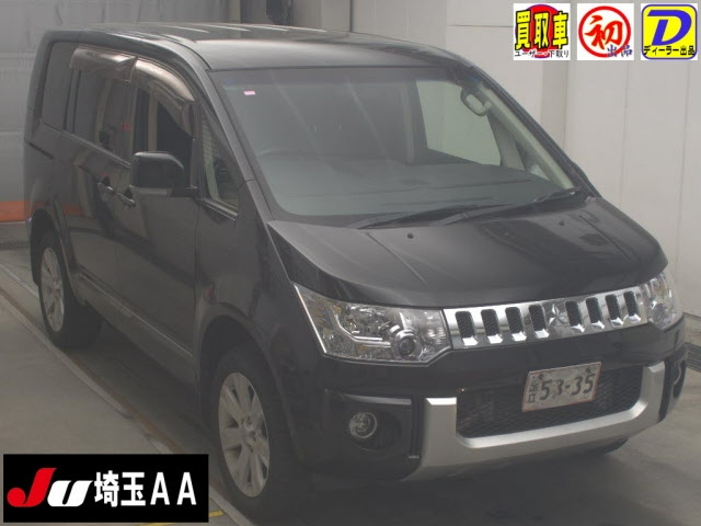 MITSUBISHI DELICA D5