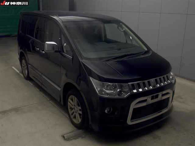 MITSUBISHI DELICA D5 2008