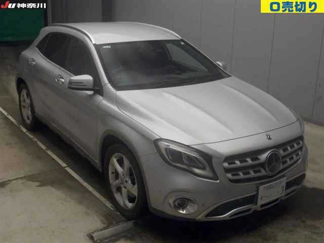 MERCEDES BENZ GLA CLASS 2017