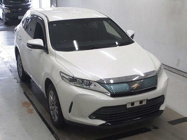 TOYOTA HARRIER 2017