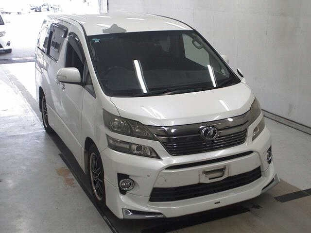 TOYOTA VELLFIRE