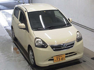 DAIHATSU MIRA E S 2012