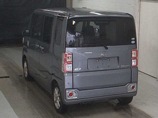 DAIHATSU WAKE 2018