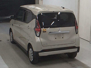 MITSUBISHI EK X EV 2022