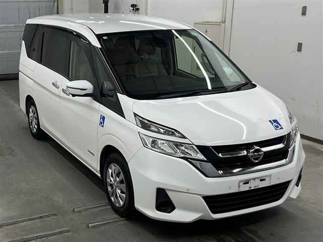 NISSAN SERENA 2019