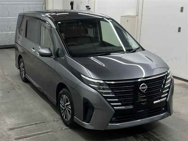 NISSAN SERENA 2023