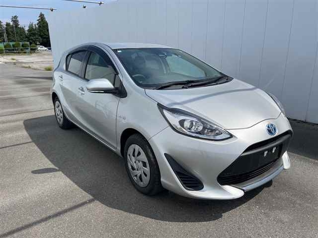 TOYOTA AQUA 2020