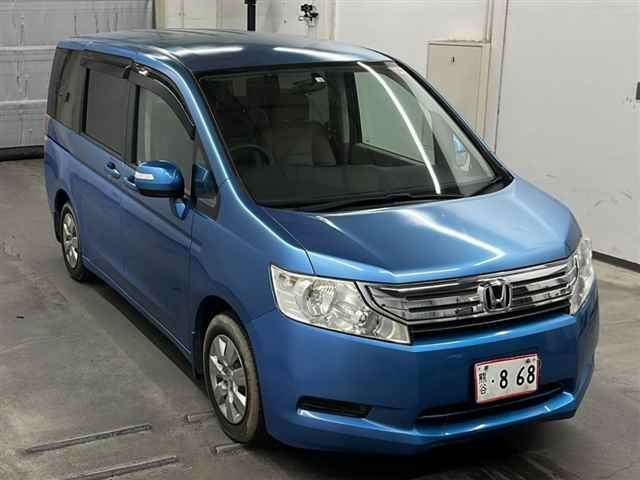 HONDA STEP WAGON 2010