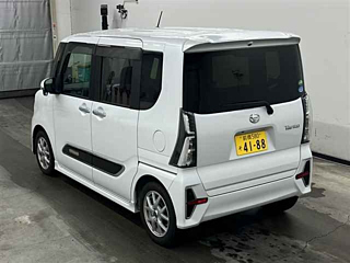 DAIHATSU TANTO 2021