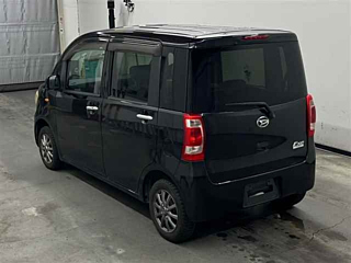 DAIHATSU TANTO EXE 2011