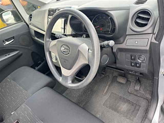 DAIHATSU MOVE 2013