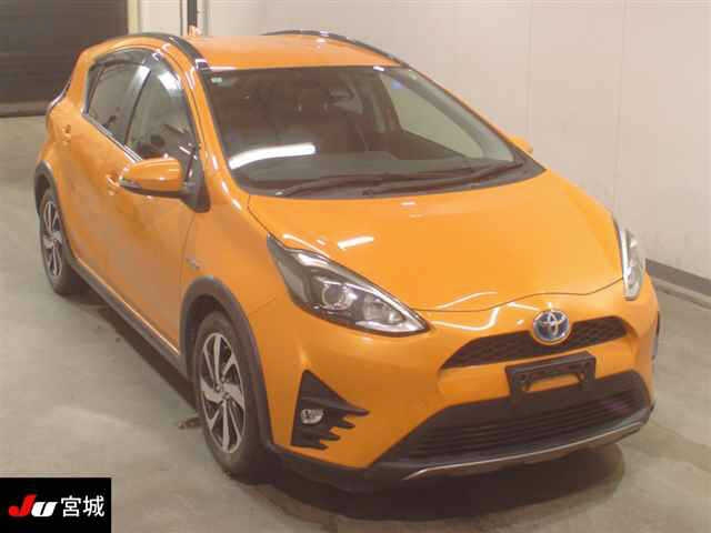 TOYOTA AQUA 2017