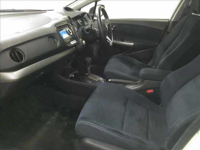 HONDA INSIGHT 2013
