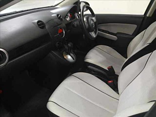 MAZDA DEMIO 2008